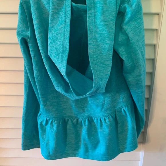 Girl ADIDAS Pull Over w/ hood - Picture 2 of 3